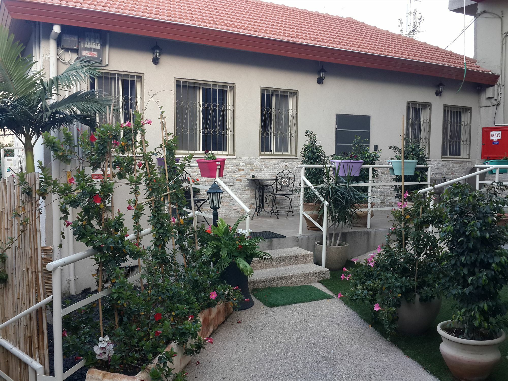 Zimmer Garden Haifa Eksteriør billede